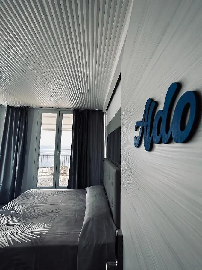 Suite Torre Azzurra B&B - Rooftop Sea View Follonica 0*,  Italia