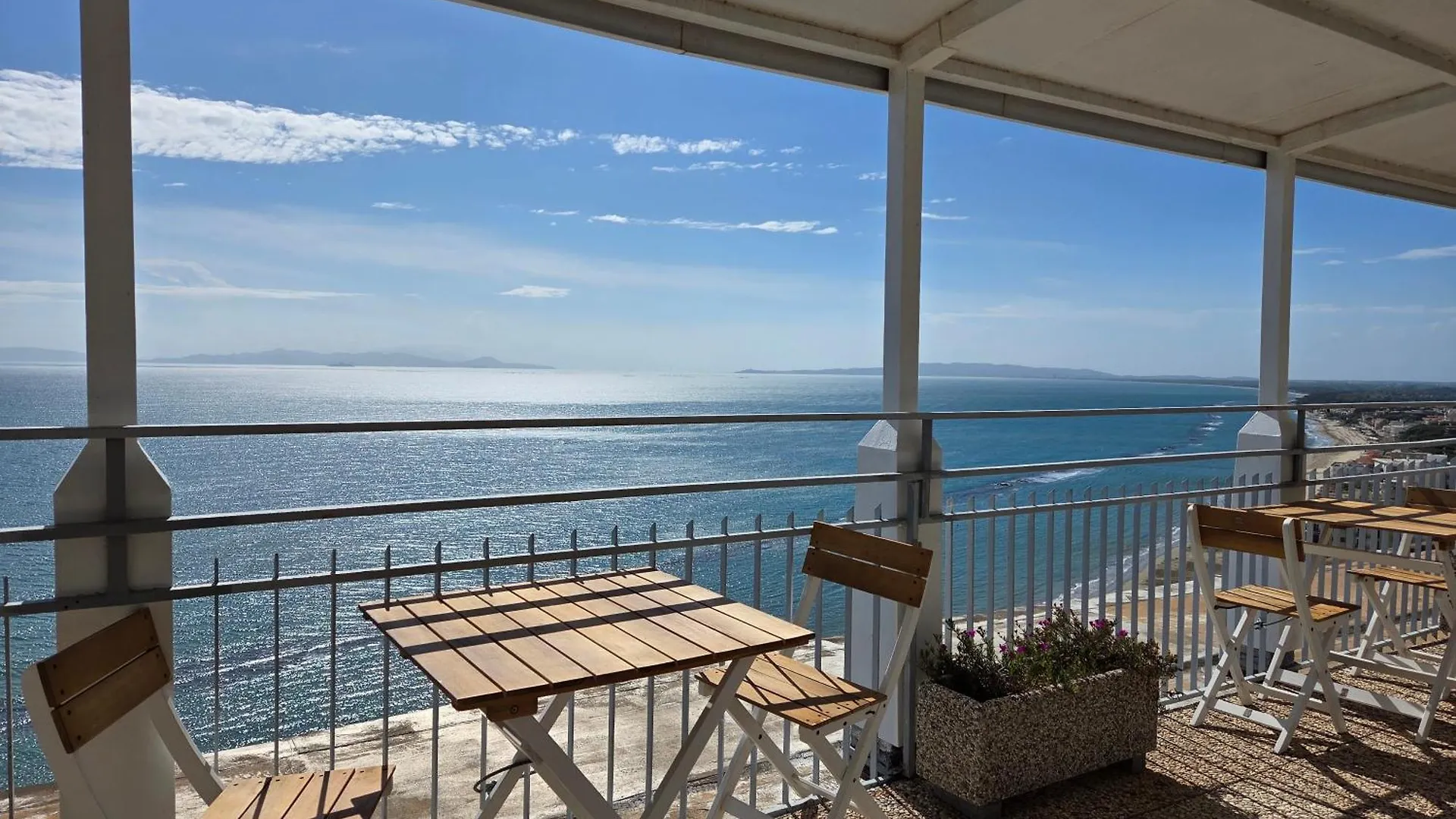 Suite Torre Azzurra B&B - Rooftop Sea View Follonica 0*,  Italy