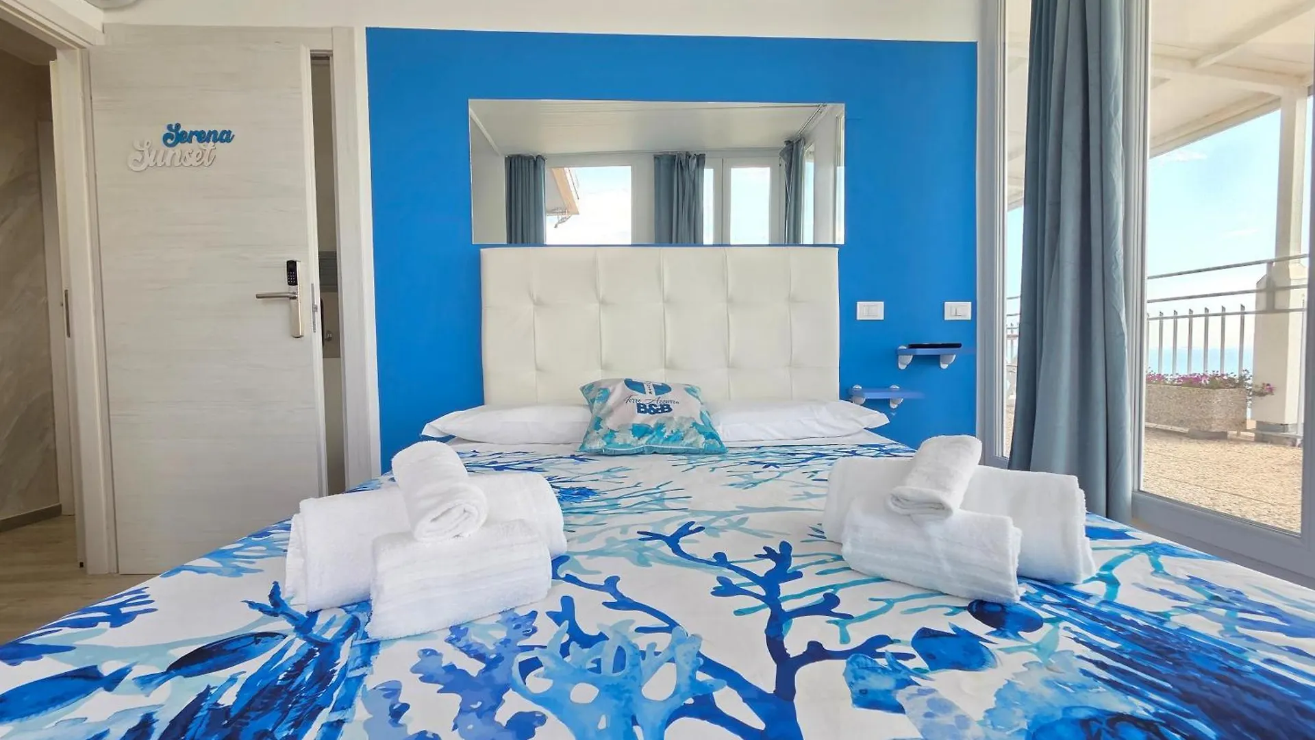 Bed & Breakfast Suite Torre Azzurra B&B - Rooftop Sea View Follonica Italia