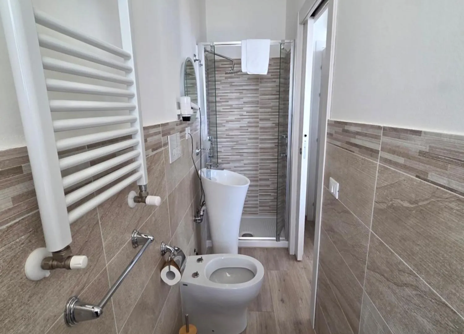 Suite Torre Azzurra B&B - Rooftop Sea View Follonica